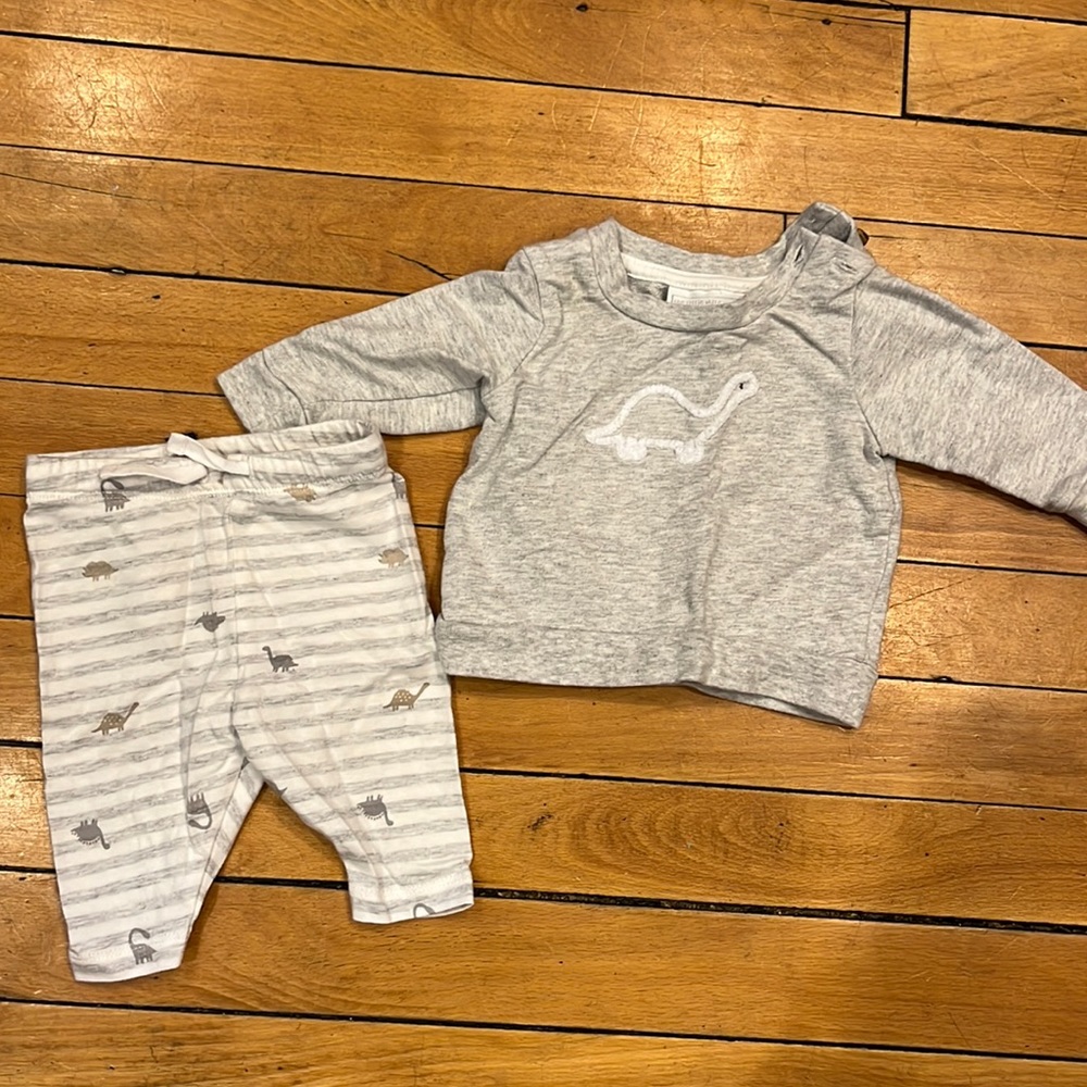 The white company outfit